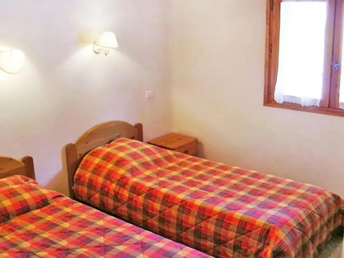 A Detached Chalet For 6 People With Views Of Veysonnaz Le Villard